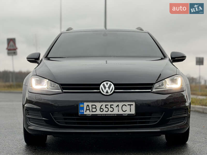 Универсал Volkswagen Golf 2015 в Виннице