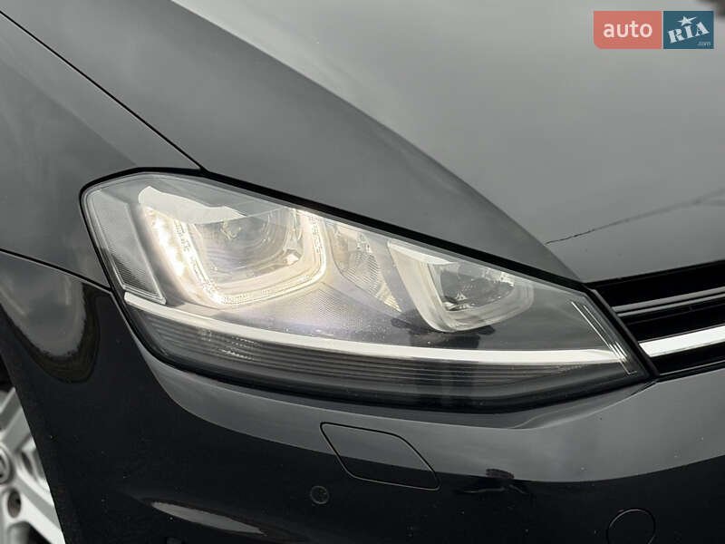 Универсал Volkswagen Golf 2015 в Виннице