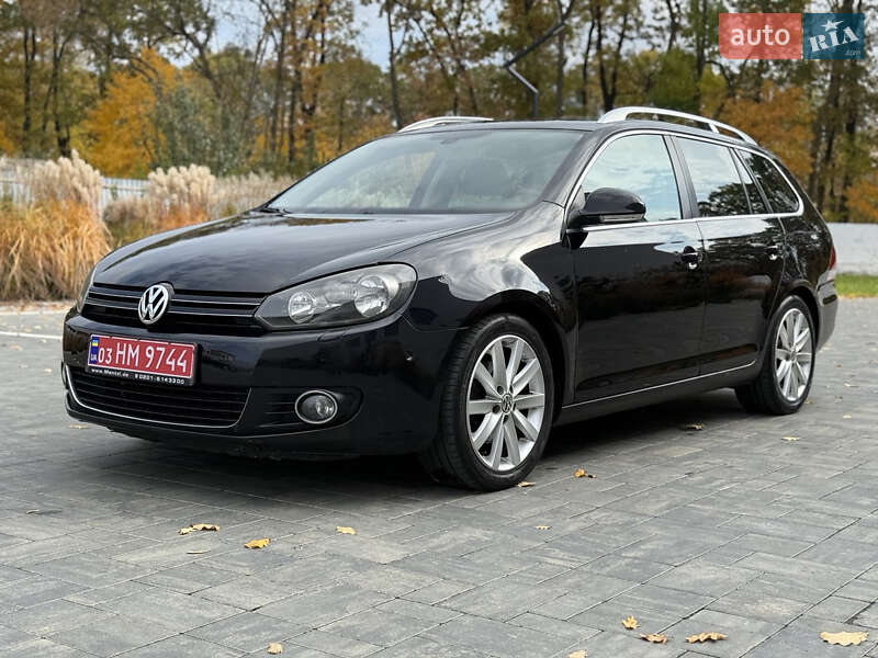 Універсал Volkswagen Golf 2010 в Чернігові