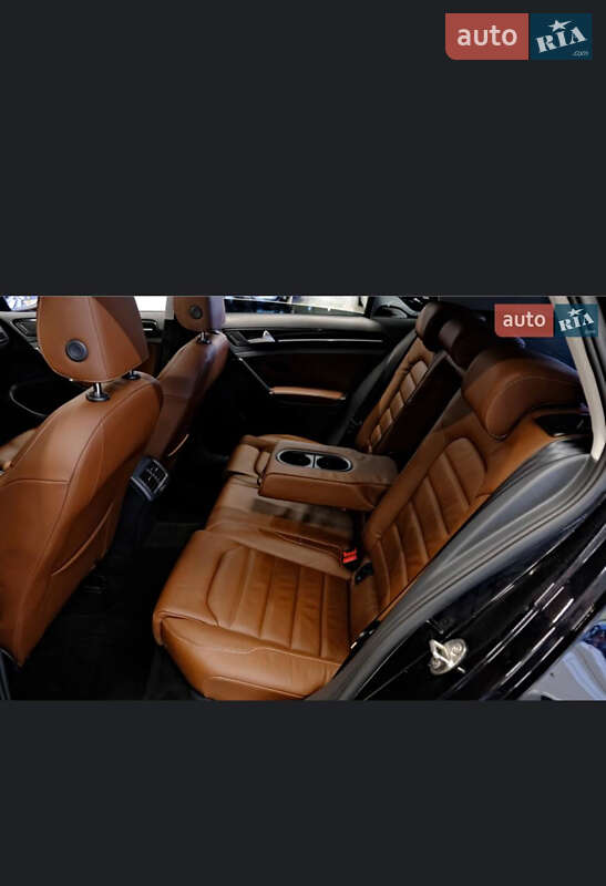 Хэтчбек Volkswagen Golf 2014 в Одессе