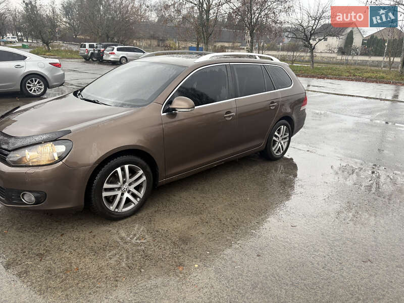 Универсал Volkswagen Golf 2011 в Звягеле