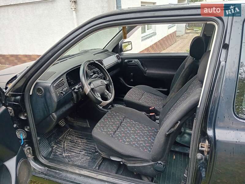 Хетчбек Volkswagen Golf 1994 в Козові
