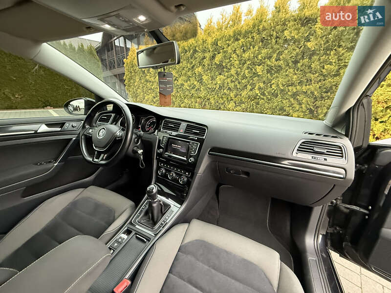 Универсал Volkswagen Golf 2013 в Стрые фото 29 Универсал Volkswagen Golf 2013 в Стрые