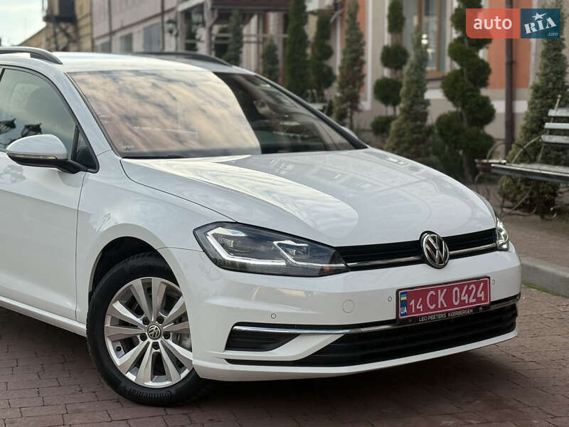 Універсал Volkswagen Golf 2017 в Стрию