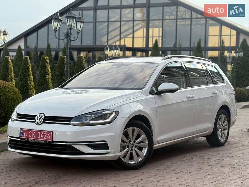 Універсал Volkswagen Golf 2017 в Стрию