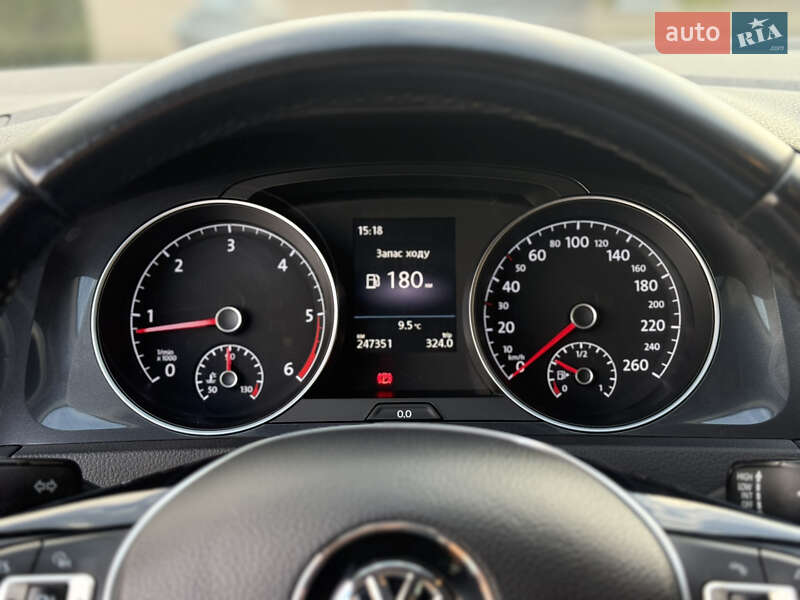 Універсал Volkswagen Golf 2017 в Стрию