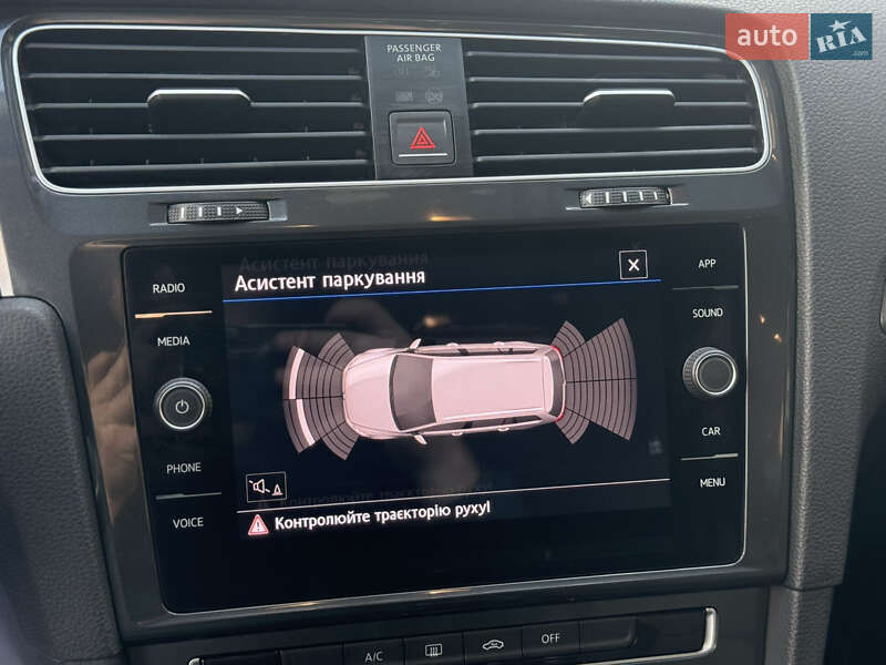 Універсал Volkswagen Golf 2017 в Стрию