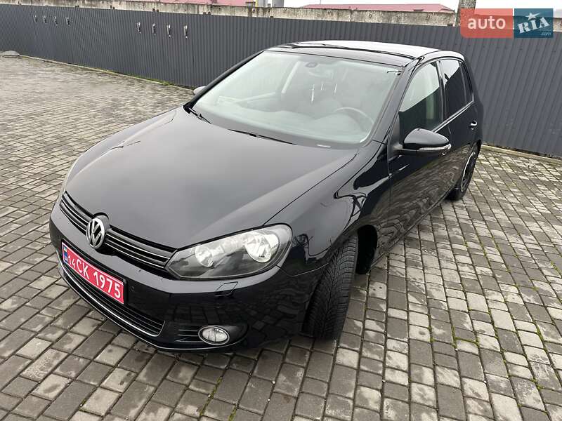 Хэтчбек Volkswagen Golf 2010 в Мукачево