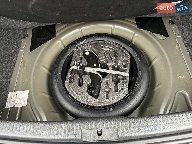 Хэтчбек Volkswagen Golf 2010 в Мукачево