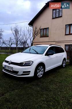 Універсал Volkswagen Golf 2014 в Львові