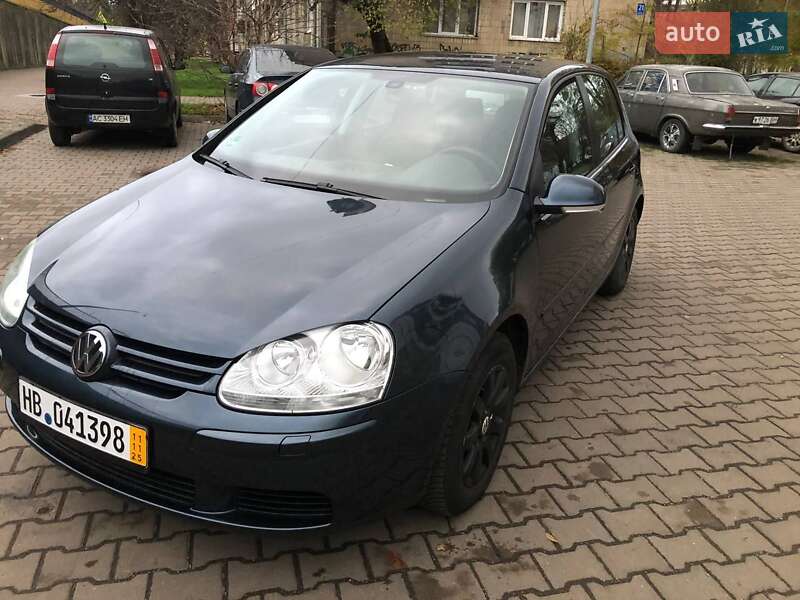 Volkswagen Golf 2005