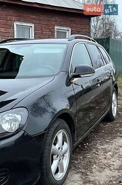 Універсал Volkswagen Golf 2010 в Шостці