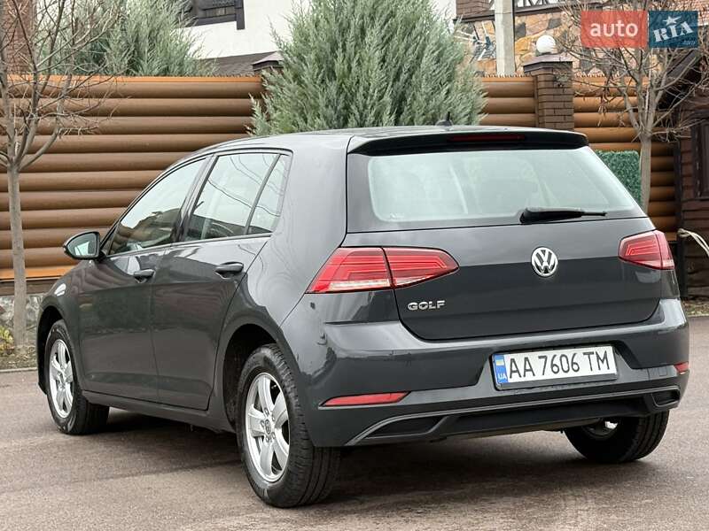 Хетчбек Volkswagen Golf 2018 в Борисполі