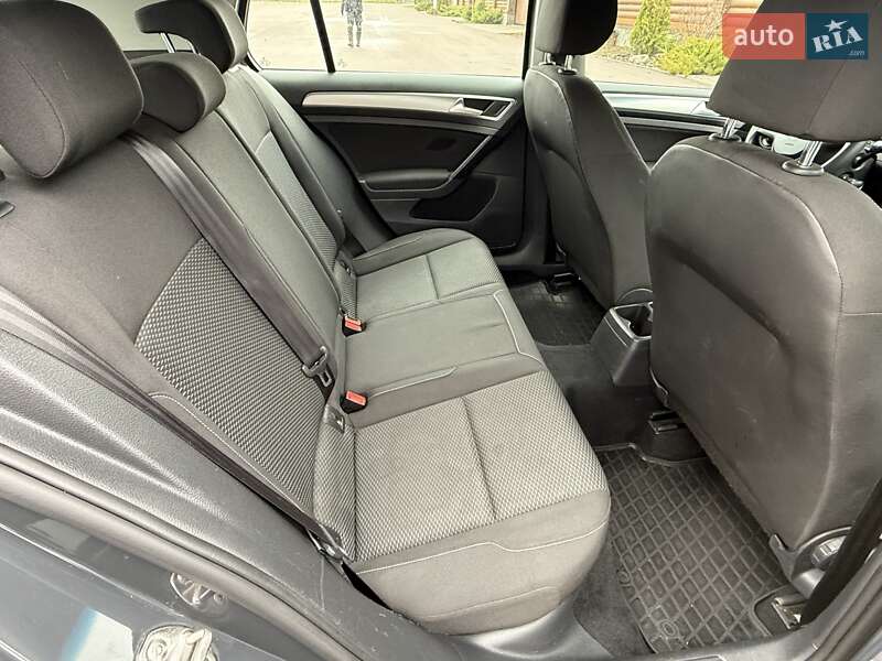Хетчбек Volkswagen Golf 2018 в Борисполі