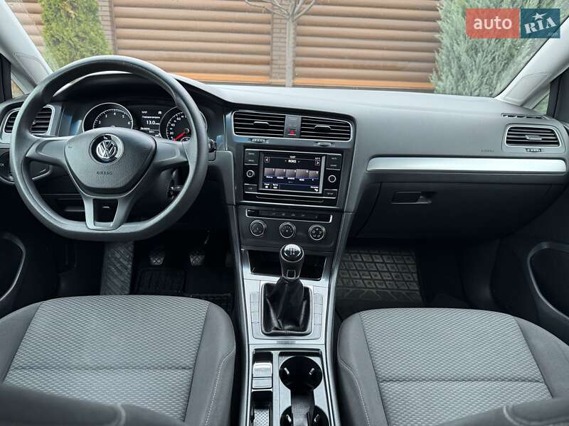 Хетчбек Volkswagen Golf 2018 в Борисполі