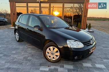 Хетчбек Volkswagen Golf 2008 в Коломиї