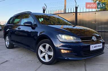 Універсал Volkswagen Golf 2015 в Києві