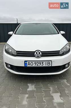 Хетчбек Volkswagen Golf 2011 в Іршаві