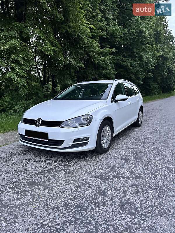 Универсал Volkswagen Golf 2016 в Виннице