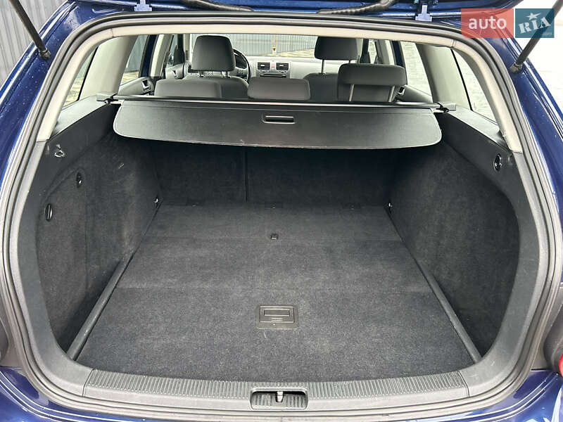 Універсал Volkswagen Golf 2010 в Полтаві