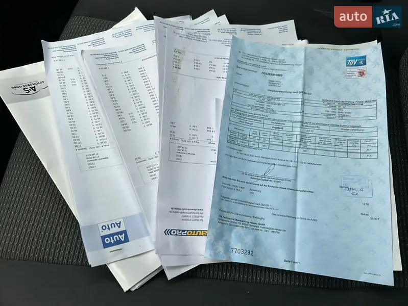 Універсал Volkswagen Golf 2010 в Полтаві документ