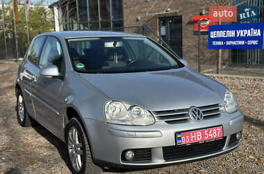 Хэтчбек Volkswagen Golf 2006 в Виннице