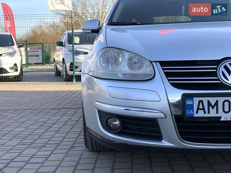 Універсал Volkswagen Golf 2007 в Бердичеві