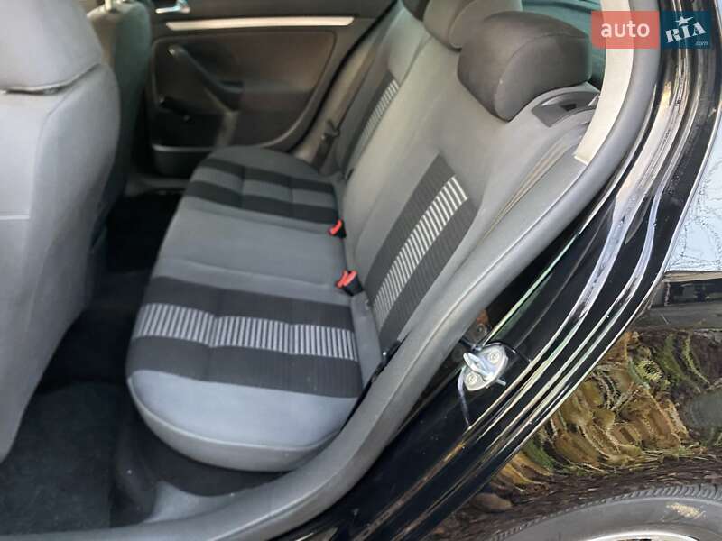 Хэтчбек Volkswagen Golf 2008 в Луцке фото 15 Хэтчбек Volkswagen Golf 2008 в Луцке