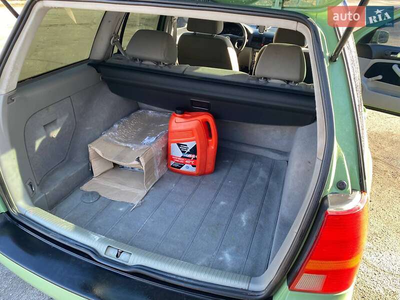 Універсал Volkswagen Golf 1999 в Городку