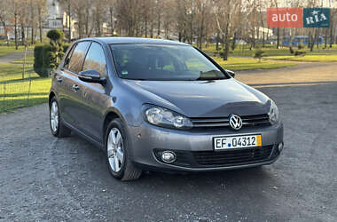 Хэтчбек Volkswagen Golf 2010 в Хмельницком