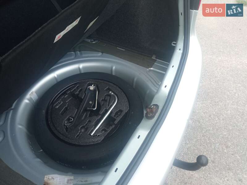 Хетчбек Volkswagen Golf 2006 в Вінниці