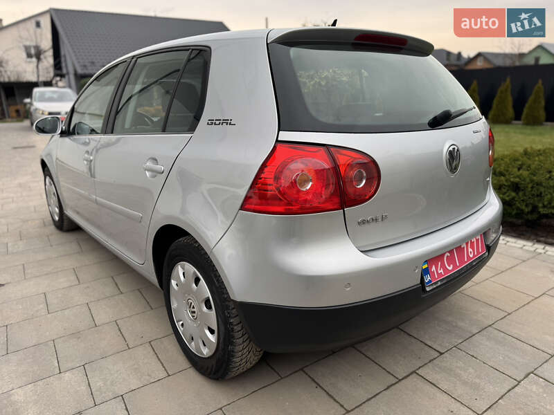 Хэтчбек Volkswagen Golf 2007 в Львове