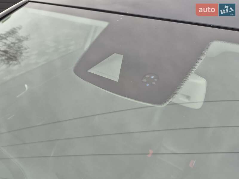 Хэтчбек Volkswagen Golf 2014 в Киеве фото 16 Хэтчбек Volkswagen Golf 2014 в Киеве