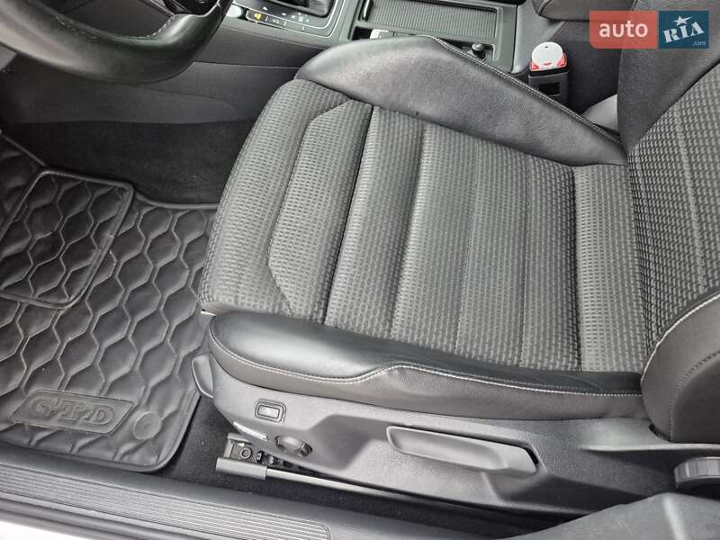 Хэтчбек Volkswagen Golf 2014 в Киеве фото 21 Хэтчбек Volkswagen Golf 2014 в Киеве