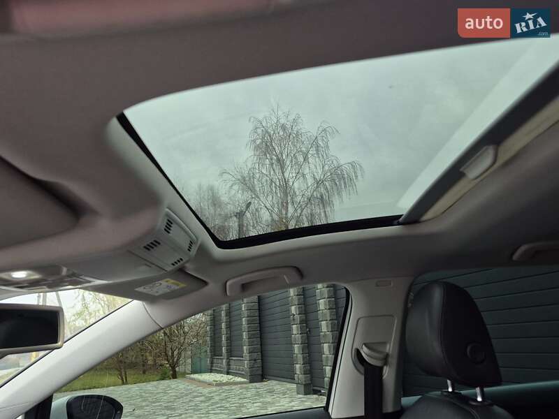 Хэтчбек Volkswagen Golf 2014 в Киеве фото 35 Хэтчбек Volkswagen Golf 2014 в Киеве