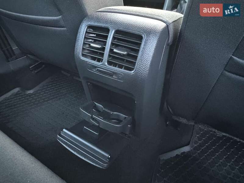 Хэтчбек Volkswagen Golf 2010 в Дрогобыче фото 74 Хэтчбек Volkswagen Golf 2010 в Дрогобыче