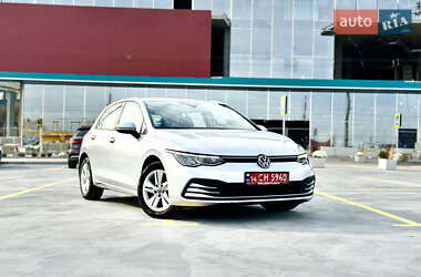 Хетчбек Volkswagen Golf 2021 в Тернополі