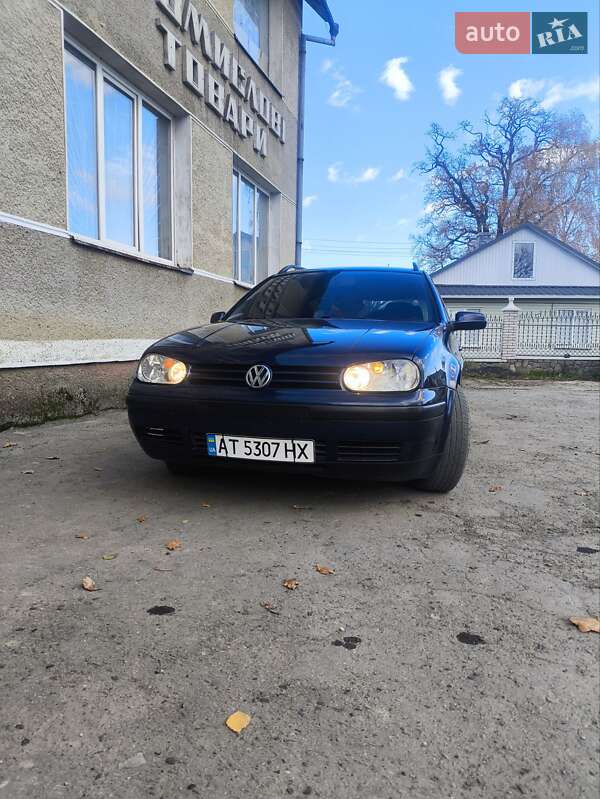 Універсал Volkswagen Golf 2000 в Надвірній