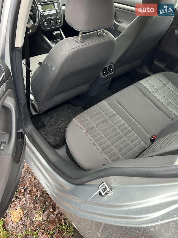 Хэтчбек Volkswagen Golf 2007 в Луцке фото 10 Хэтчбек Volkswagen Golf 2007 в Луцке