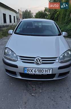 Хэтчбек Volkswagen Golf 2003 в Хмельницком