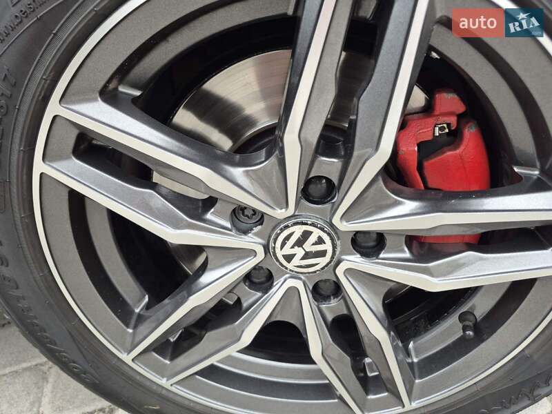 Хэтчбек Volkswagen Golf 2014 в Киеве фото 42 Хэтчбек Volkswagen Golf 2014 в Киеве