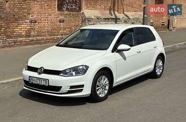 Хэтчбек Volkswagen Golf 2017 в Одессе
