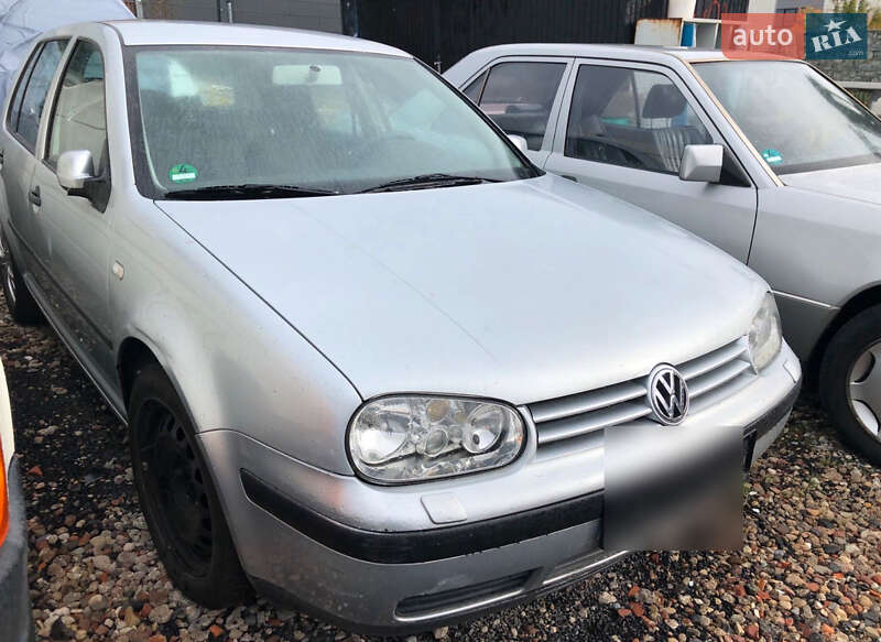 Хетчбек Volkswagen Golf 2001 в Луцьку фото 2 Хетчбек Volkswagen Golf 2001 в Луцьку