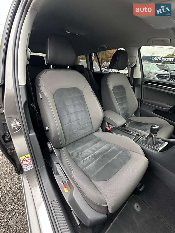 Универсал Volkswagen Golf 2013 в Белогородке фото 24 Универсал Volkswagen Golf 2013 в Белогородке