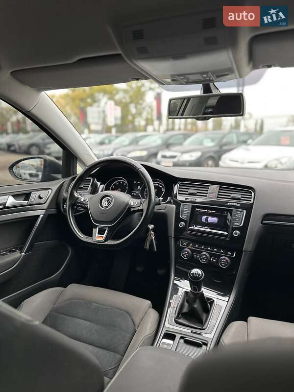 Универсал Volkswagen Golf 2013 в Белогородке фото 26 Универсал Volkswagen Golf 2013 в Белогородке