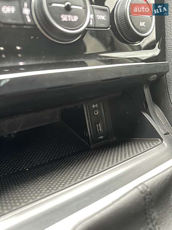 Универсал Volkswagen Golf 2013 в Белогородке фото 36 Универсал Volkswagen Golf 2013 в Белогородке