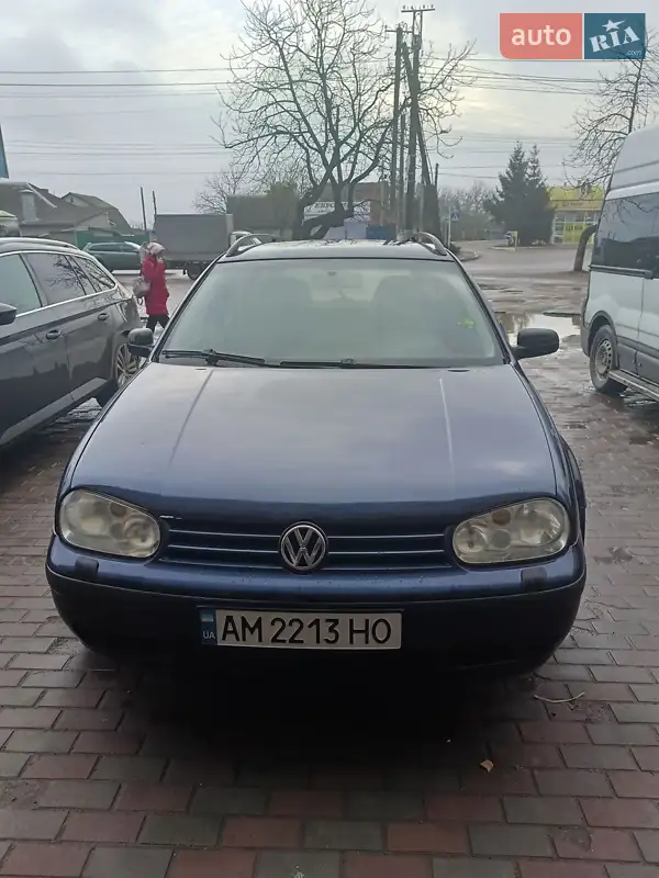 Volkswagen Golf