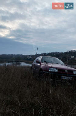Хэтчбек Volkswagen Golf 1996 в Сумах
