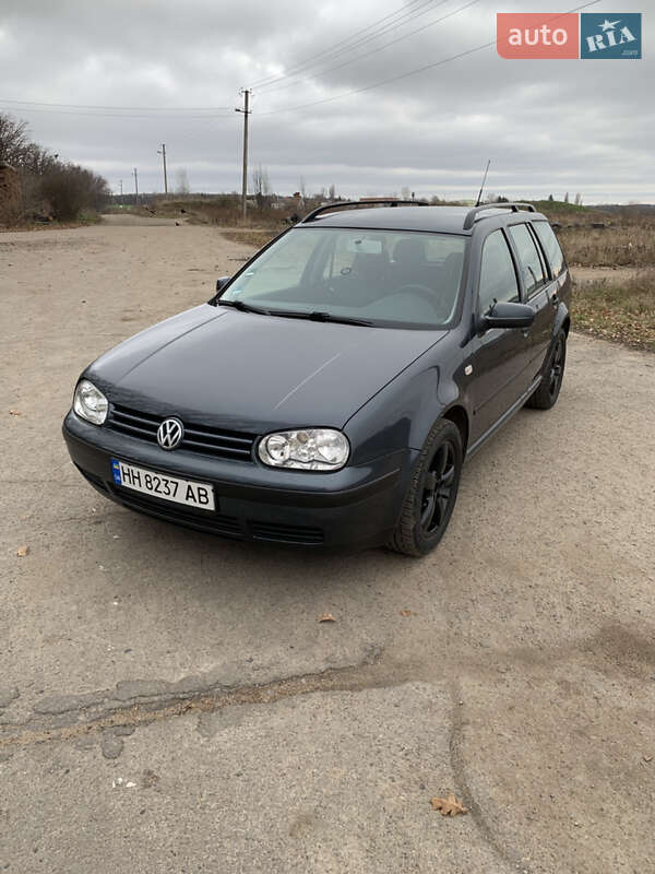 Volkswagen Golf 2001