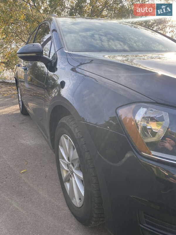 Универсал Volkswagen Golf 2015 в Киеве фото 6 Универсал Volkswagen Golf 2015 в Киеве